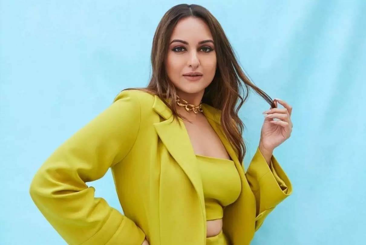 Legal Crisis for Sonakshi Sinha's Team: Non-Bailable Warrant in Alleged Fraud Case