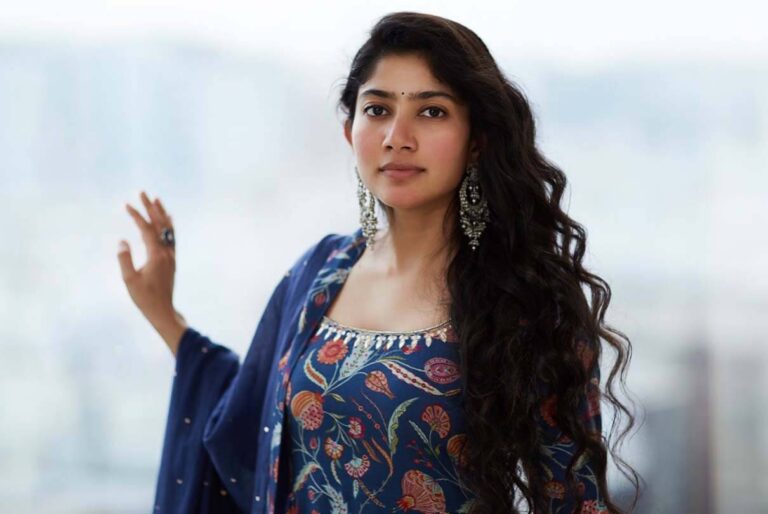 Sai Pallavi to Make Her Bollywood Debut With Aamir Khan’s Son Junaid Khan