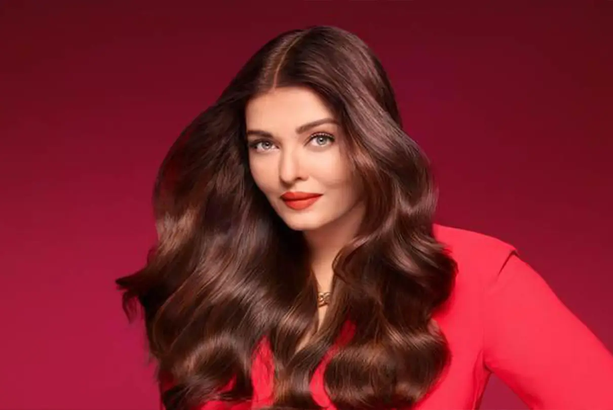 Aishwarya Rai is back with her ever charming looks in a new L'Oreal Paris commercial after a decade!