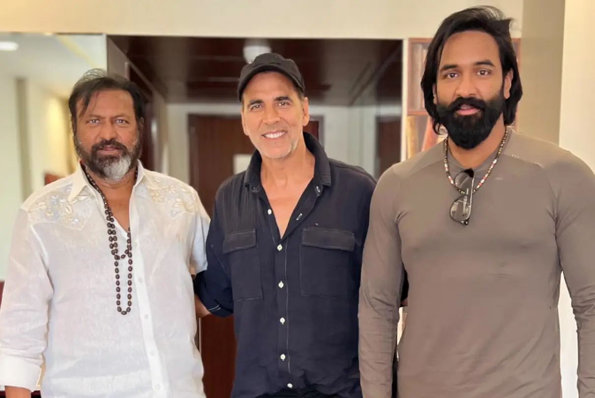 Akshay Kumar Lands in Hyderabad for Telugu Cinema Debut With Kannappa: Fans Wonder if He Will Potray Lord Shiva Again