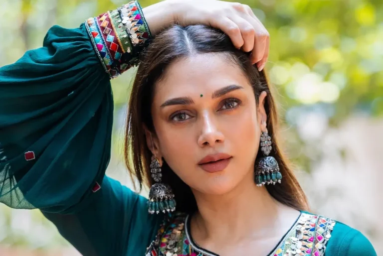 Aditi Rao Hydari Criticizes Heathrow Airport for Their 'worst' Services and Questions About Her Lost Luggage: Says "17 Hours Later, Another Countdown"; Read More to Get Full Details!