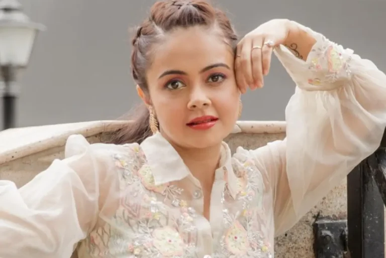 Devoleena Bhattacharjee Opens Up On Pregnancy Rumours; Says, ‘I'm sure if anyone intrudes on your personal space you wouldn’t like it' Report