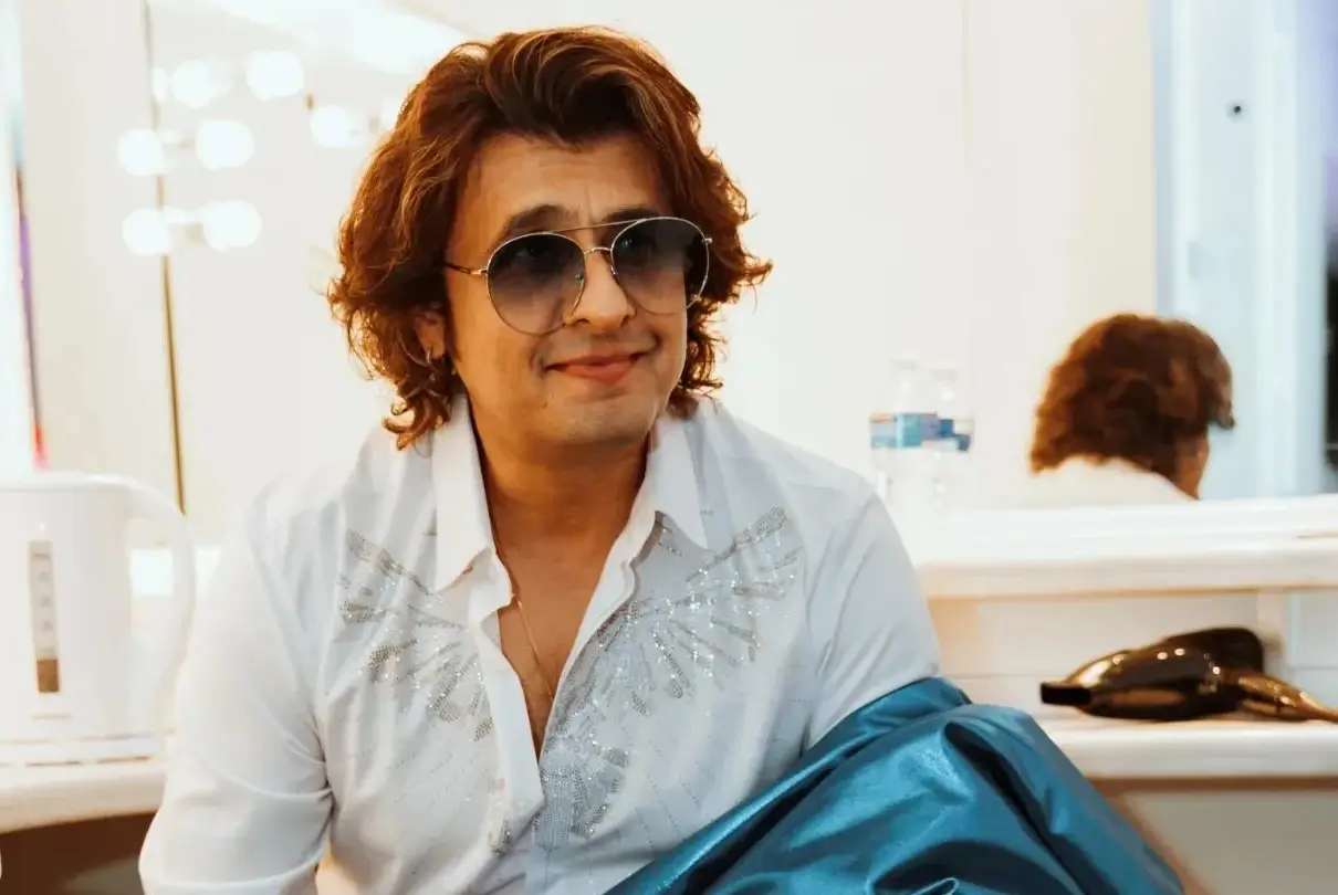 Sonu Nigam on Ayodhya Tweet Singer Expresses Frustration After Media Confuses Netizen With Same Name Says Yeh Incident Alarming Hai