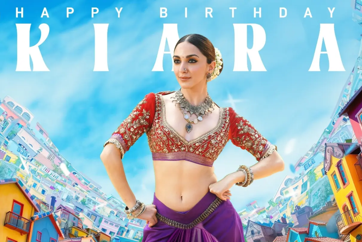 Makers Of Ram Charans Film Game Changer Unveils Latest Poster Of Kiara Advani On Her Birthday Report