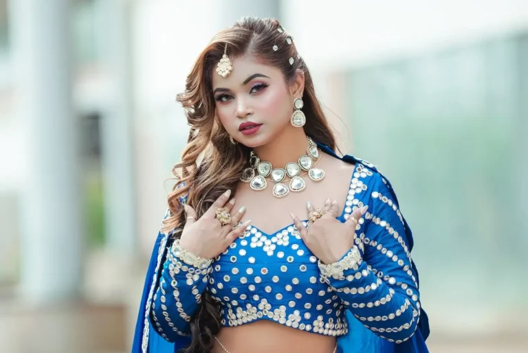 Sona Dey MMS Video Controversy: Youtuber Addresses the Controversy, Asserting It's Not Her but a Bangladeshi Woman! Read More to Get Full Details!