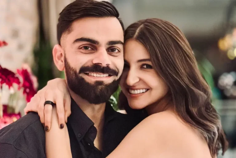 As Anushka Sharma Touches Down in Mumbai, Fans Questions About Virat Kohli's Return From London! Read Now to Know More